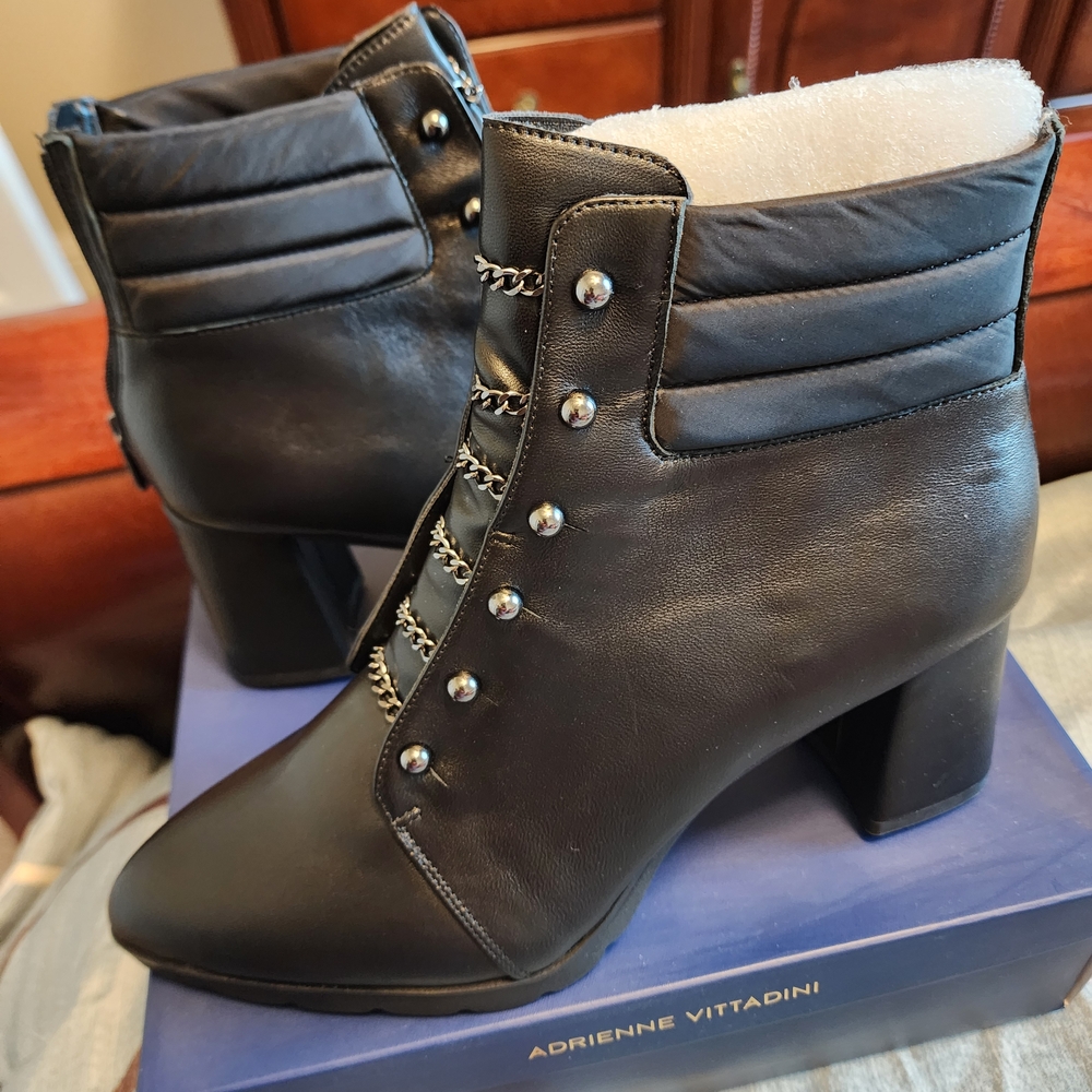 Adrienne Vittadini Black Ankle Boots